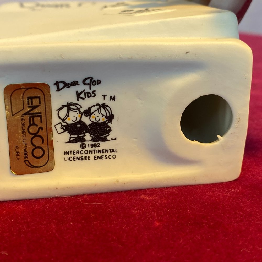 Dear God Kids Figurine - Enesco -“Don’t Look” Porcelain 1982 - Picture 7 of 8